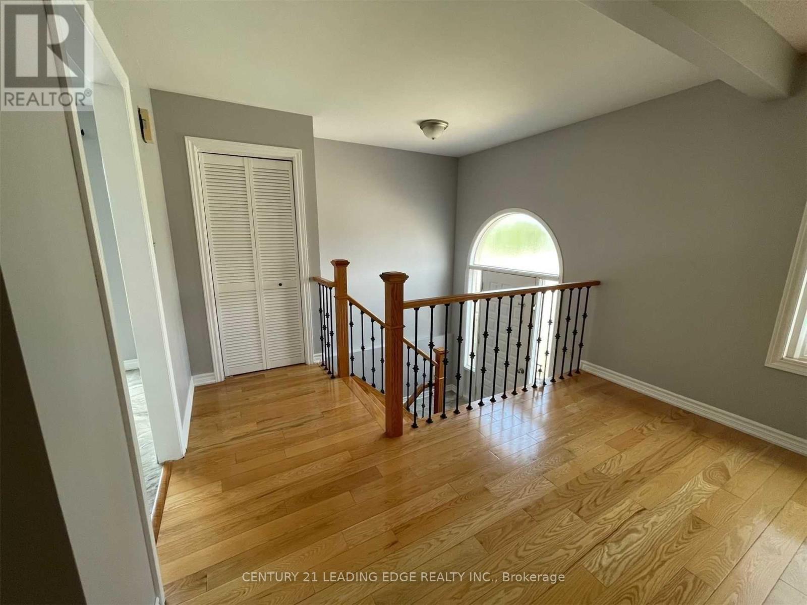 438 Colborne Street, Bradford West Gwillimbury, Ontario  L3Z 2E6 - Photo 4 - N13447230