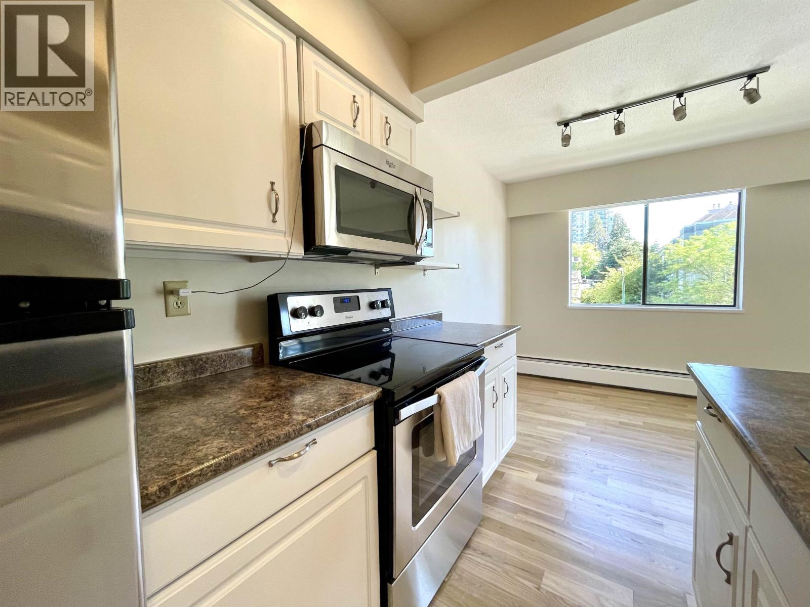 307 5127 Irving Street, Burnaby, British Columbia  V5H 1T6 - Photo 3 - R3135040