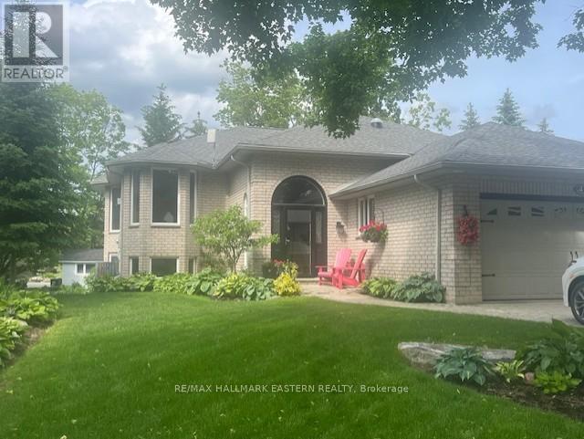 4 HUNTINGWOOD CRESCENT, Kawartha Lakes, Ontario