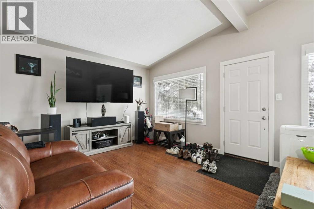 1440 45 Street Sw, Calgary, Alberta  T3C 2C2 - Photo 5 - A2302135