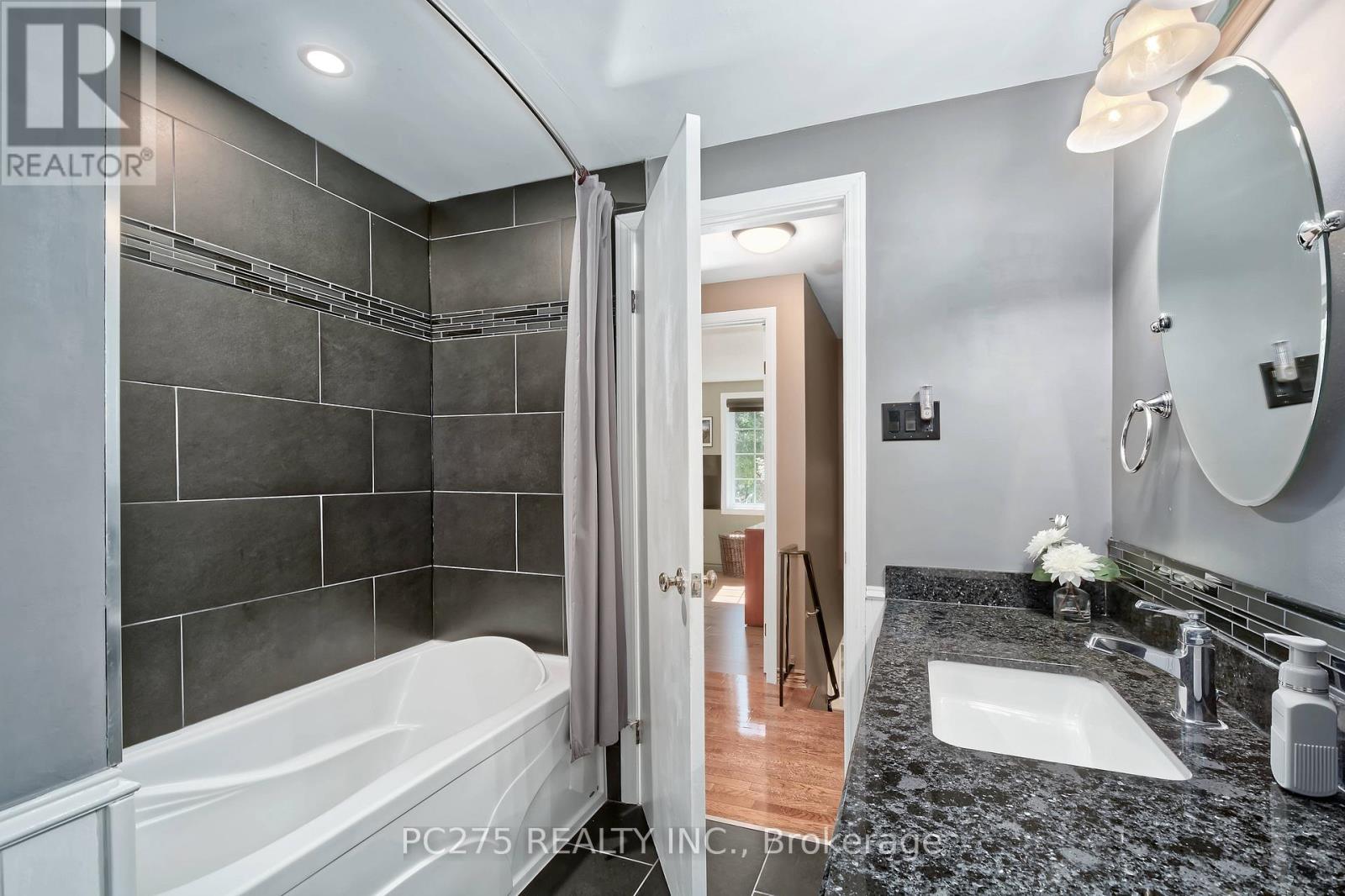 27 Portal Crescent, London North, Ontario  N5X 2E5 - Photo 28 - X13446976