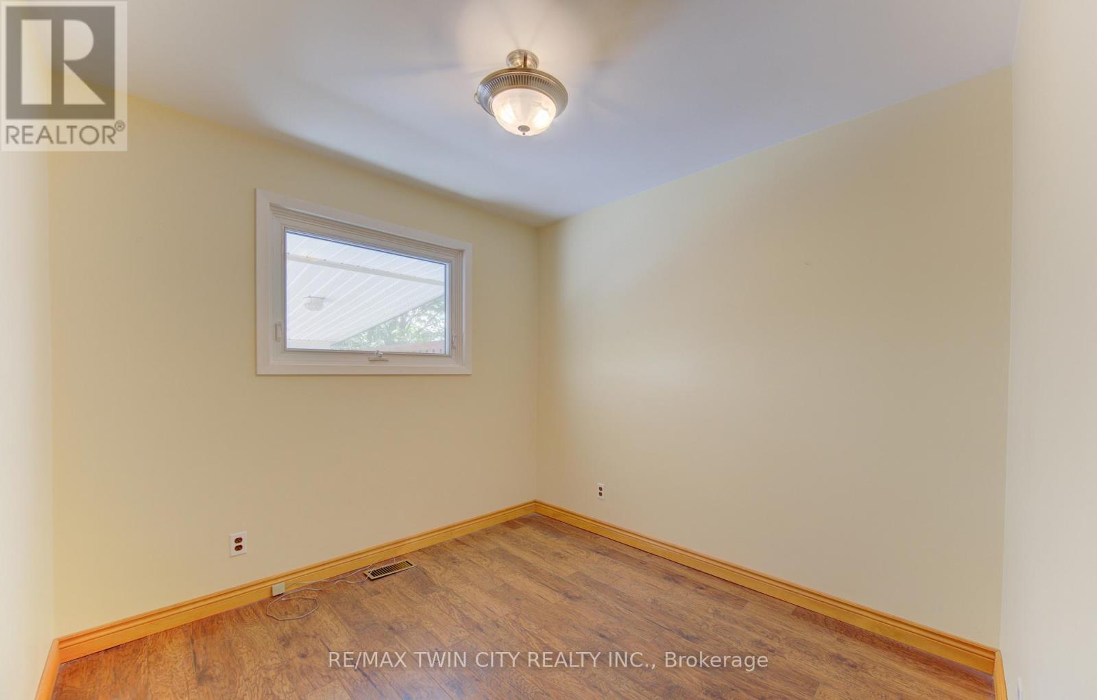 209 Dixie Crescent, Waterloo, Ontario  N2J 3K9 - Photo 18 - X13447076