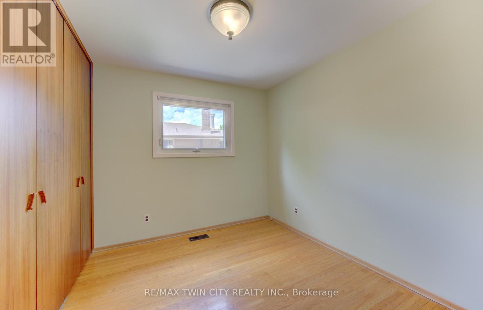 209 Dixie Crescent, Waterloo, Ontario  N2J 3K9 - Photo 21 - X13447076
