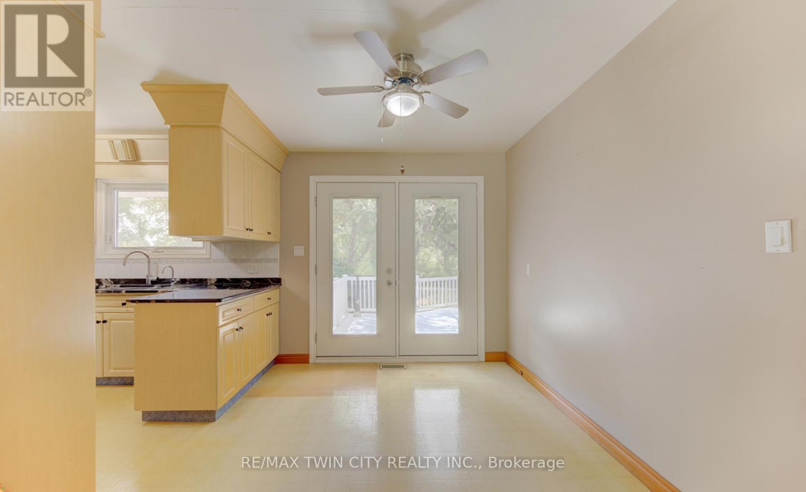 209 Dixie Crescent, Waterloo, Ontario  N2J 3K9 - Photo 8 - X13447076
