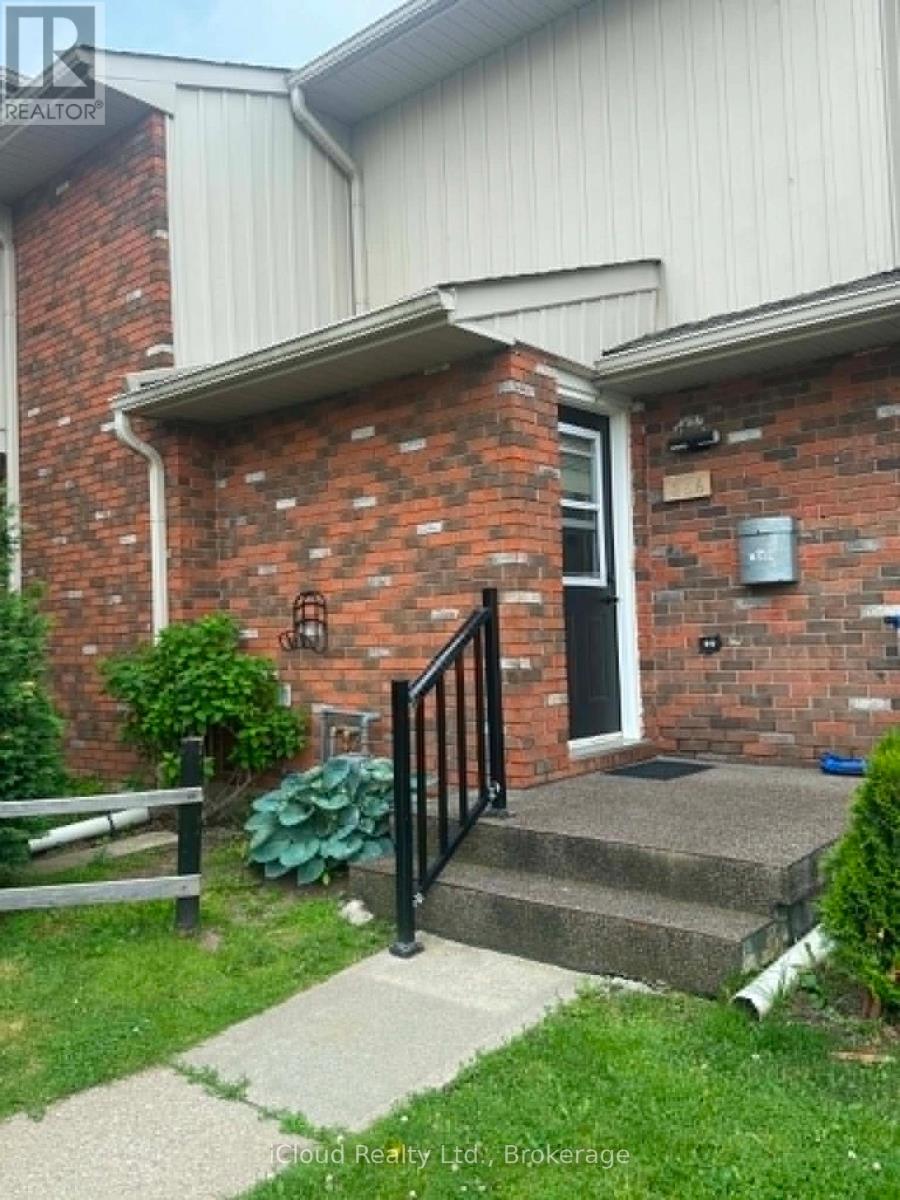 256 - 100 Brownleigh Avenue, Welland, Ontario  L3B 5V8 - Photo 10 - X13447084