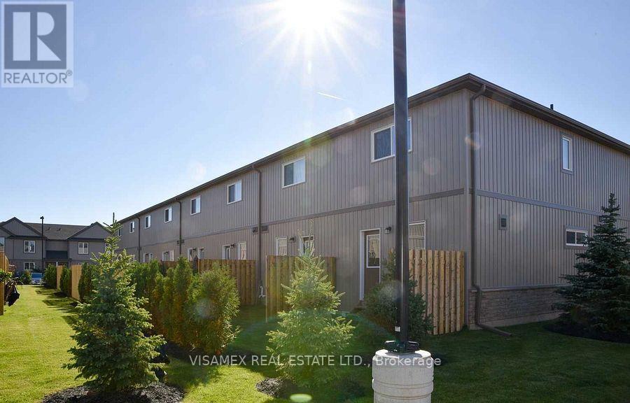 11 - 7768 Ascot Circle, Niagara Falls, Ontario  L2H 3P9 - Photo 3 - X13447098