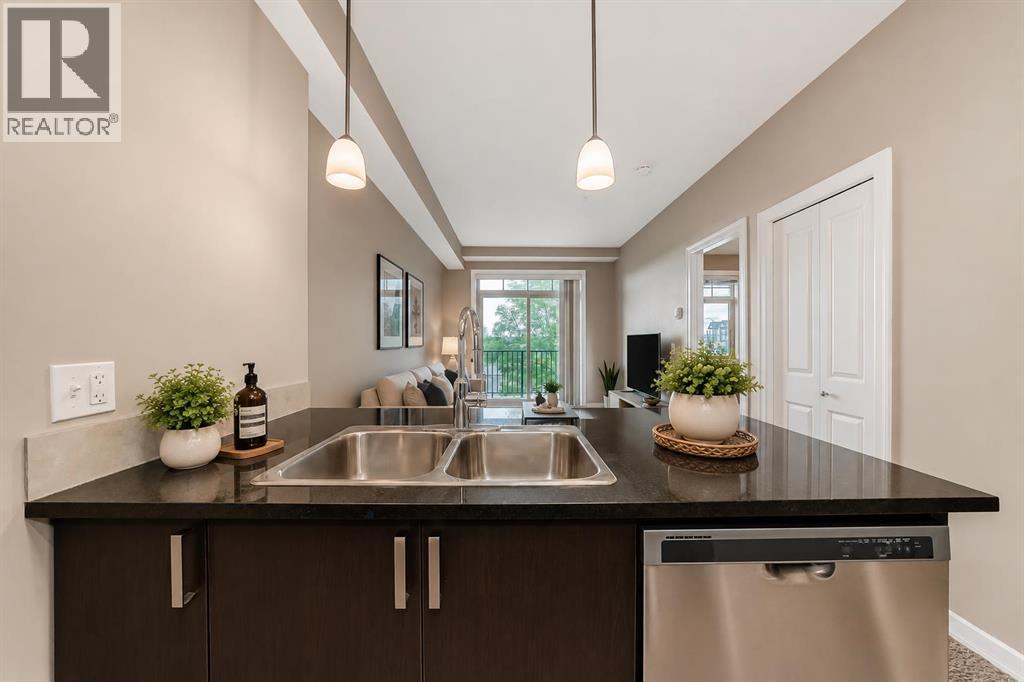312, 117 Copperpond Common SE, Calgary, Alberta  T2Z 5E2 - Photo 8 - A2319540