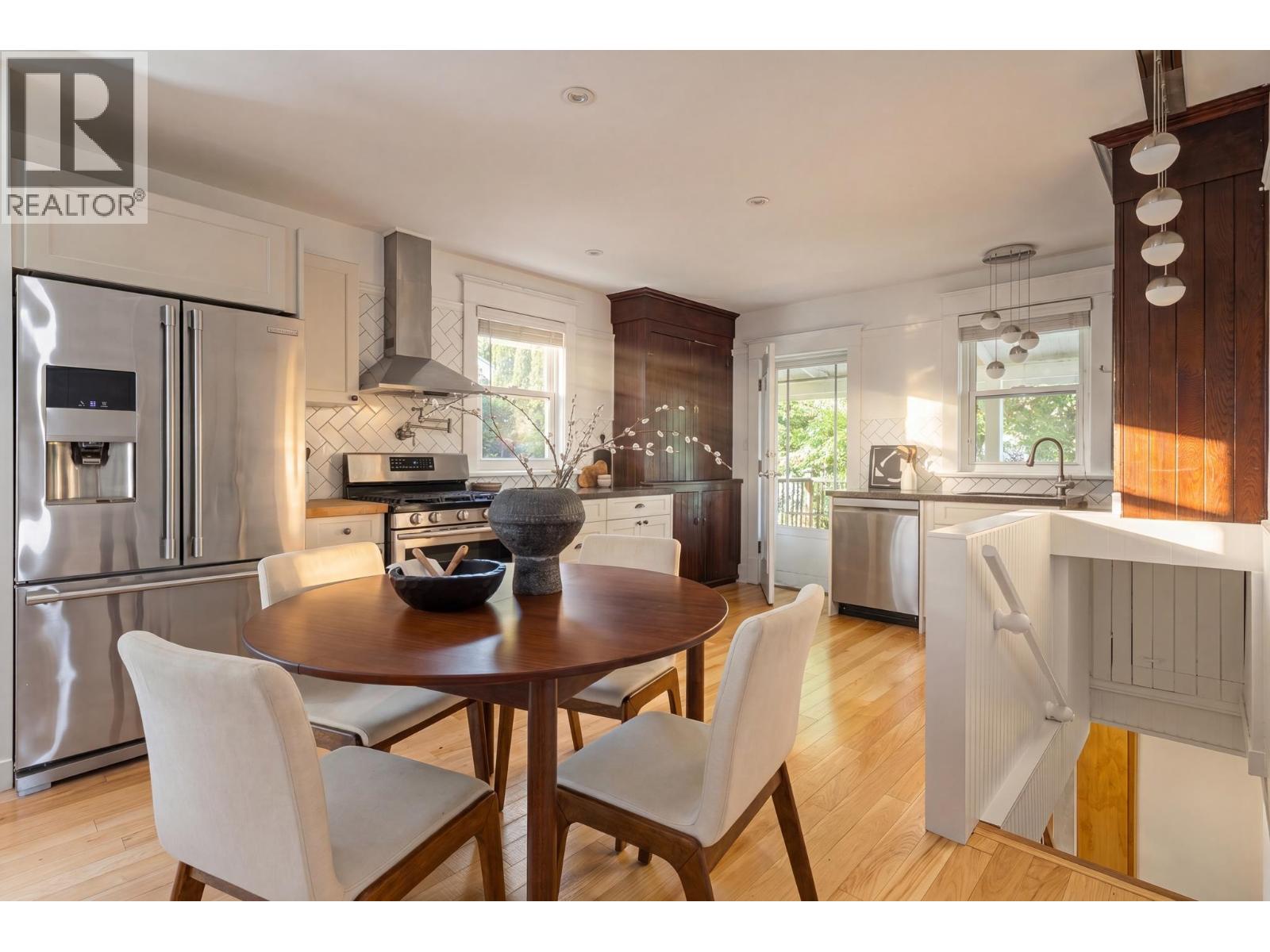 1859 Semlin Drive, Vancouver, British Columbia  V5N 4P9 - Photo 11 - R3135923