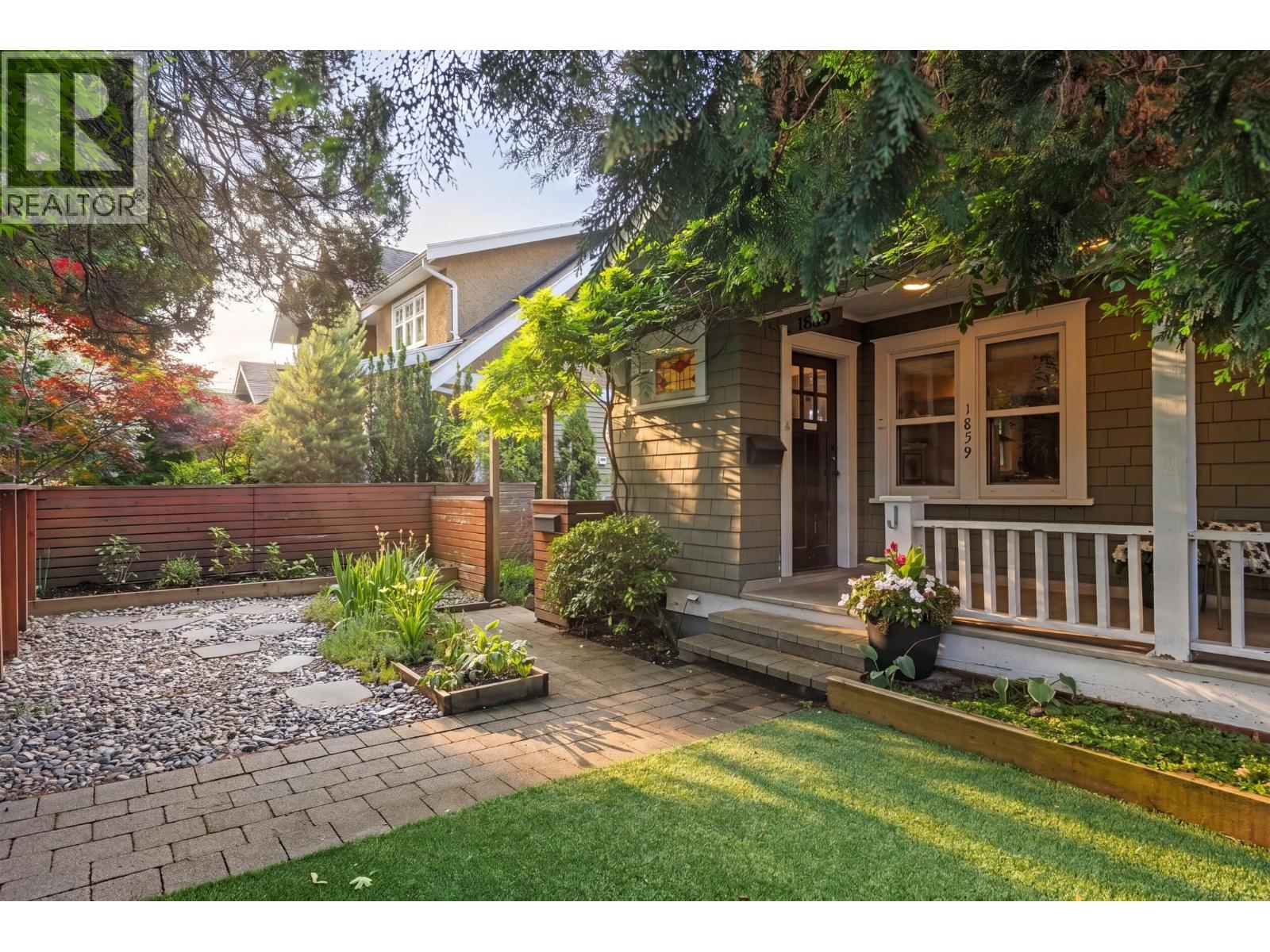 1859 Semlin Drive, Vancouver, British Columbia  V5N 4P9 - Photo 36 - R3135923