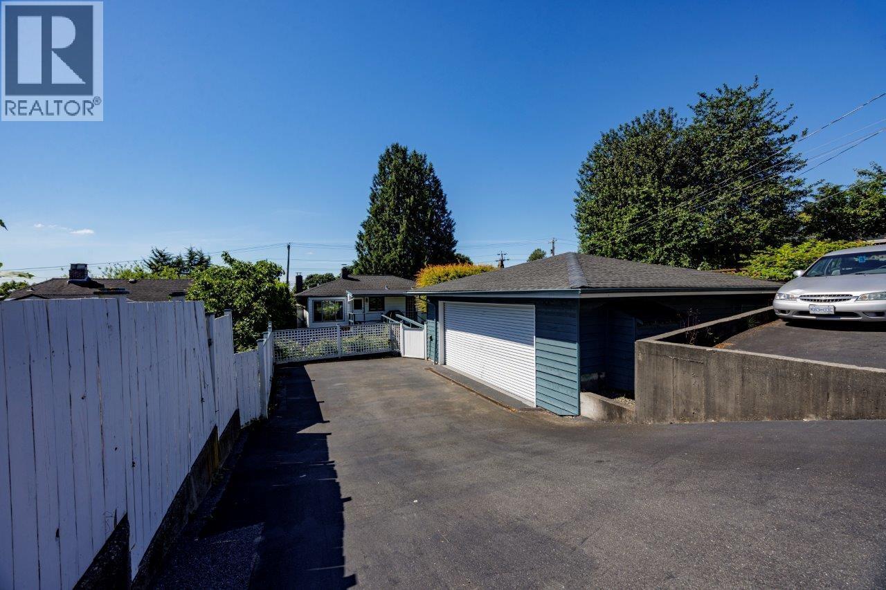 836 E 4th Street, North Vancouver, British Columbia  V7L 1K4 - Photo 21 - R3135973