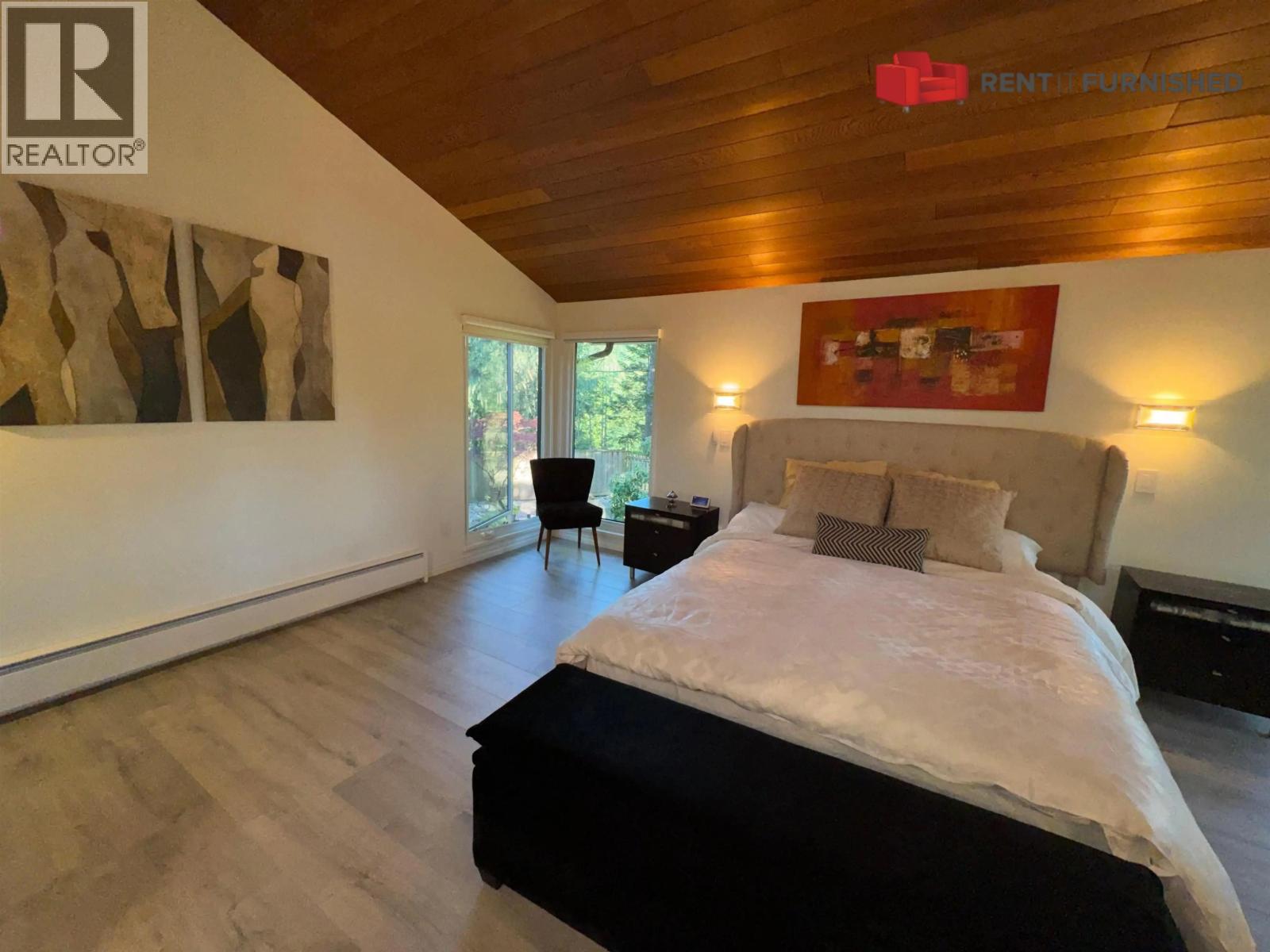 5620 Larson Place, Vancouver, British Columbia  V7W 1S4 - Photo 3 - R3135929