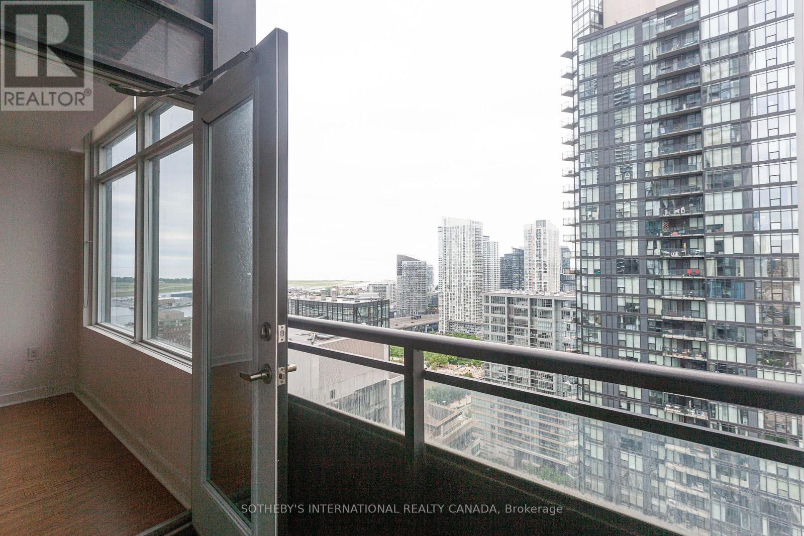 3011 - 25 Telegram Mews, Toronto, Ontario  M5V 3Z1 - Photo 20 - C13447240
