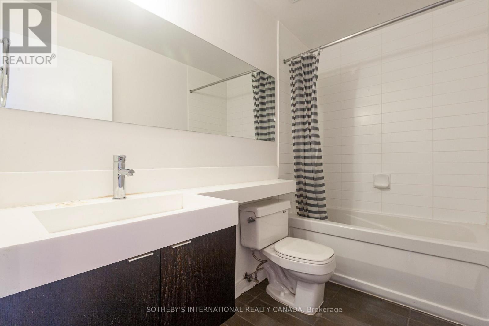 3011 - 25 Telegram Mews, Toronto, Ontario  M5V 3Z1 - Photo 25 - C13447240