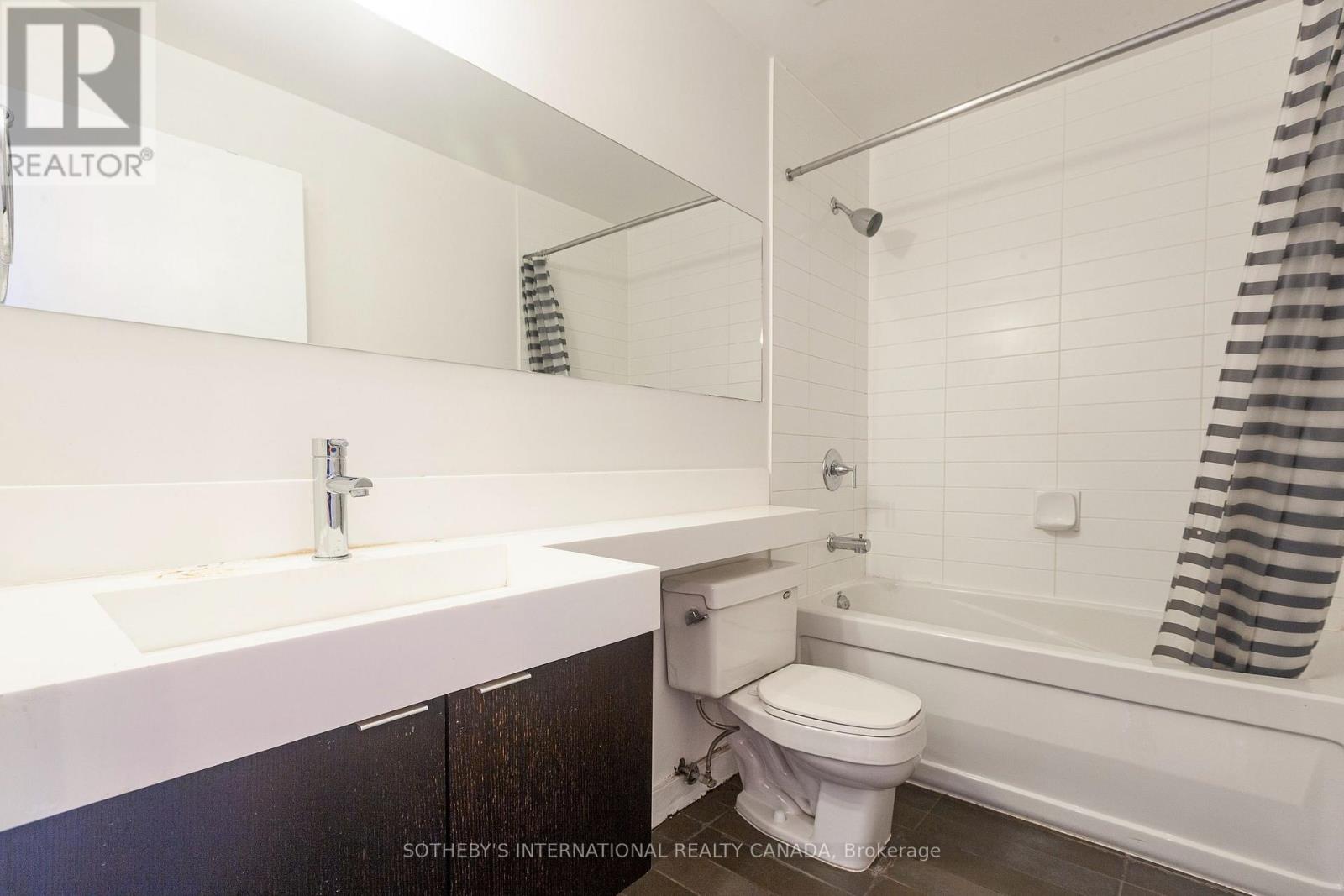 3011 - 25 Telegram Mews, Toronto, Ontario  M5V 3Z1 - Photo 26 - C13447240