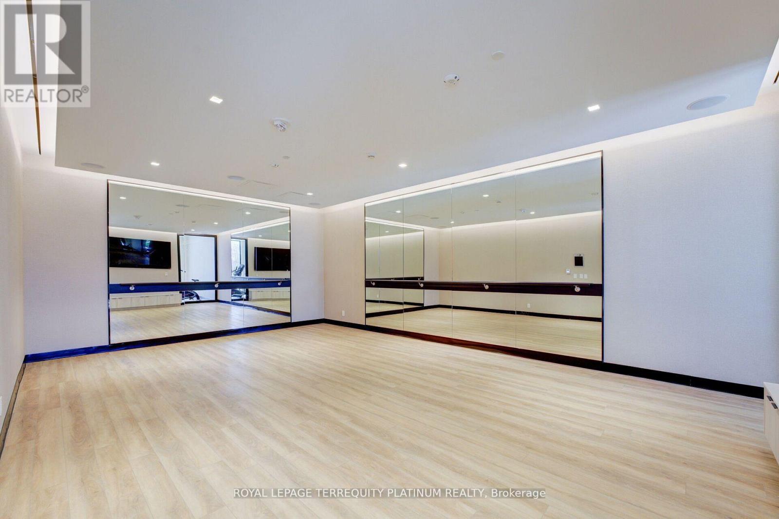 725 - 2020 Bathurst Street, Toronto, Ontario  M5P 0A6 - Photo 15 - C13447250