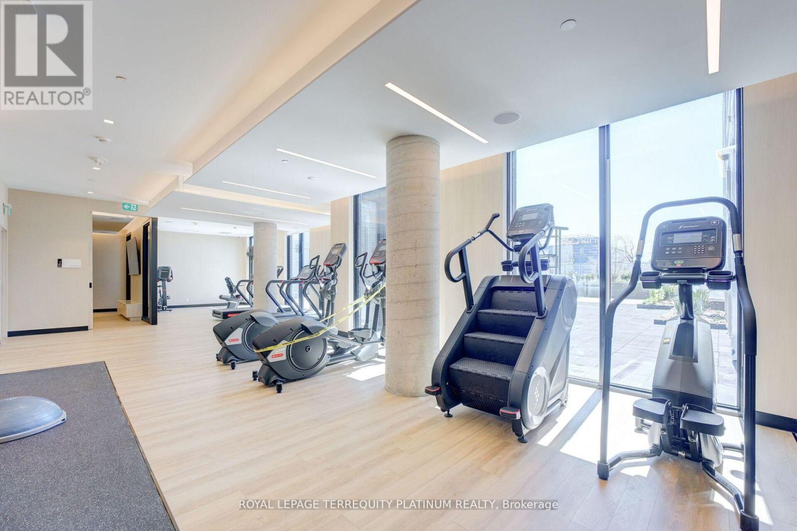 725 - 2020 Bathurst Street, Toronto, Ontario  M5P 0A6 - Photo 8 - C13447250