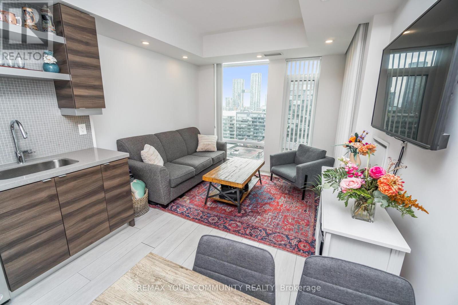 1518 - 525 Adelaide Street, Toronto, Ontario  M5V 0N7 - Photo 9 - C13447262