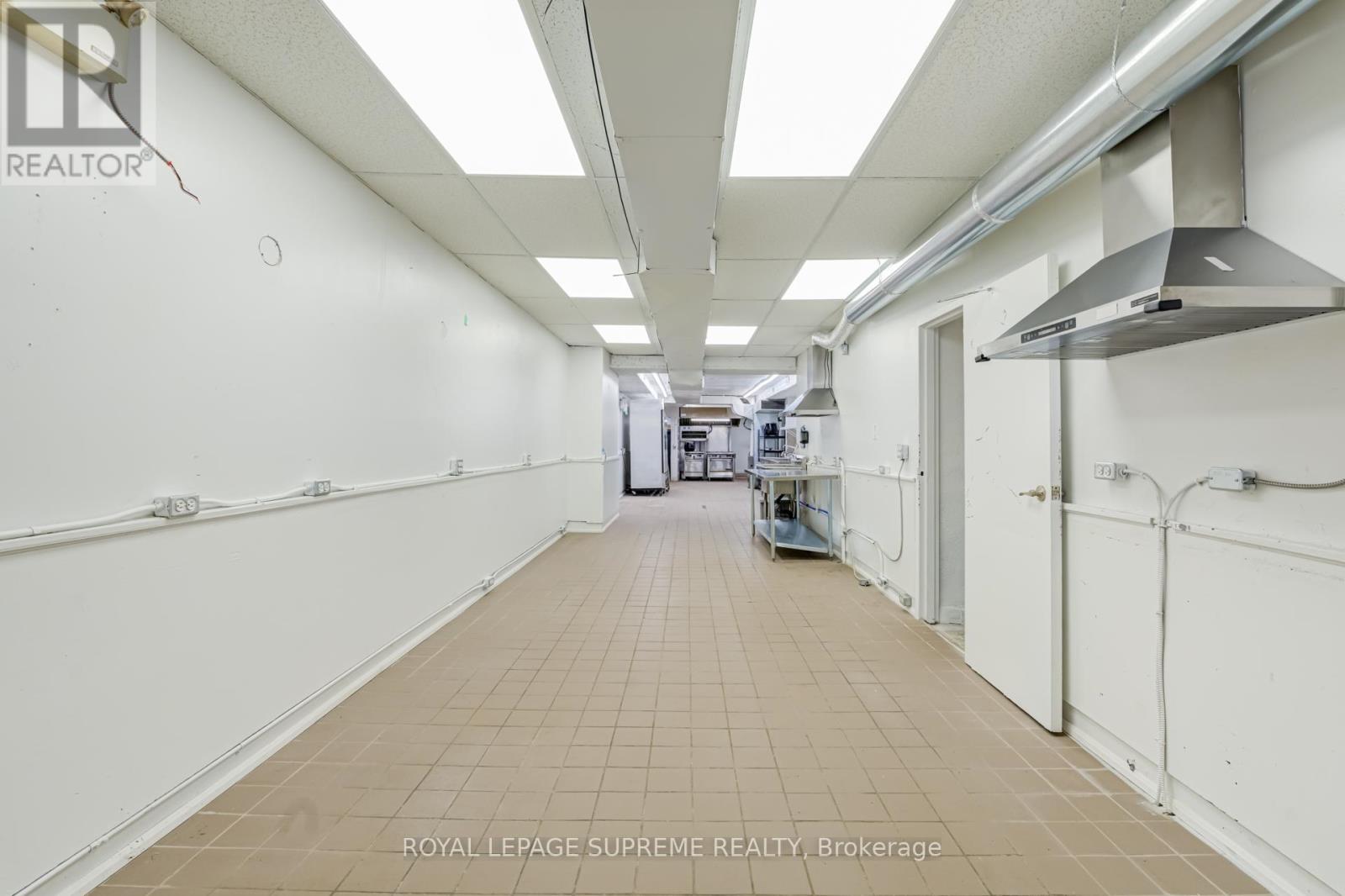 865 Bloor Street, Toronto (Palmerston-Little Italy), Ontario  M6G 3R4 - Photo 19 - C13447266