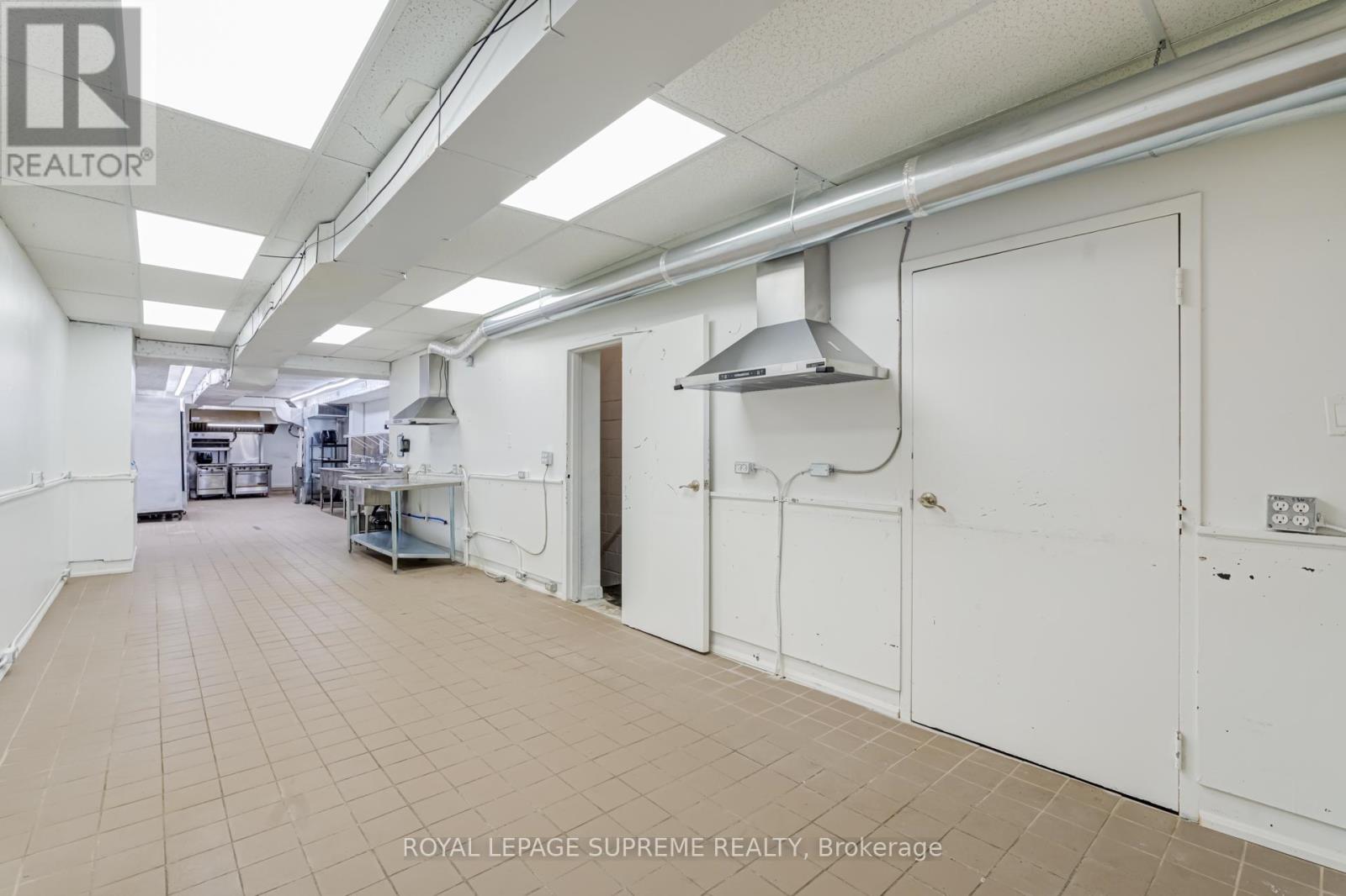 865 Bloor Street, Toronto (Palmerston-Little Italy), Ontario  M6G 3R4 - Photo 20 - C13447266