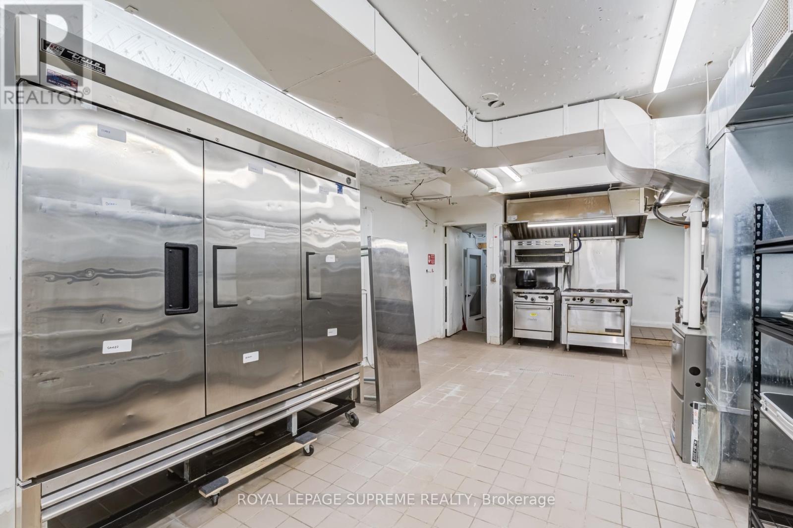 865 Bloor Street, Toronto (Palmerston-Little Italy), Ontario  M6G 3R4 - Photo 24 - C13447266