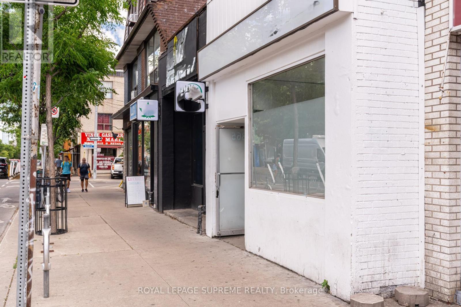 865 Bloor Street, Toronto (Palmerston-Little Italy), Ontario  M6G 3R4 - Photo 3 - C13447266