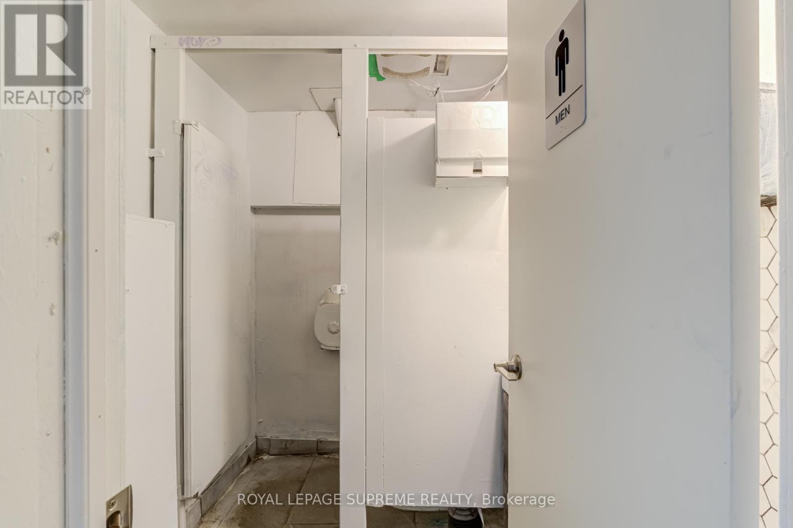 865 Bloor Street, Toronto (Palmerston-Little Italy), Ontario  M6G 3R4 - Photo 32 - C13447266