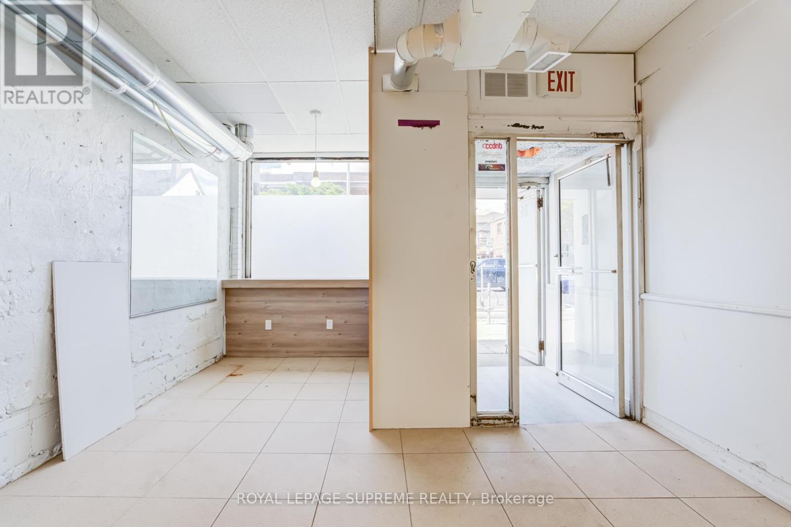 865 Bloor Street, Toronto (Palmerston-Little Italy), Ontario  M6G 3R4 - Photo 6 - C13447266