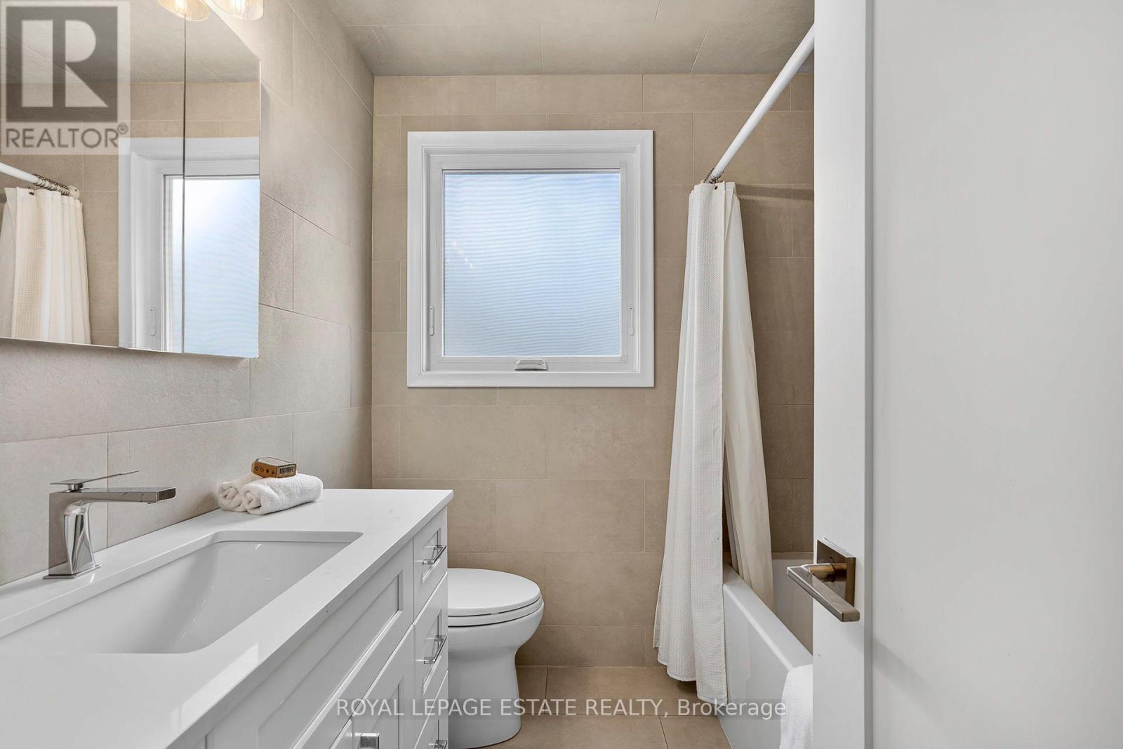 272 Searle Avenue, Toronto, Ontario  M3H 4C4 - Photo 20 - C13447280
