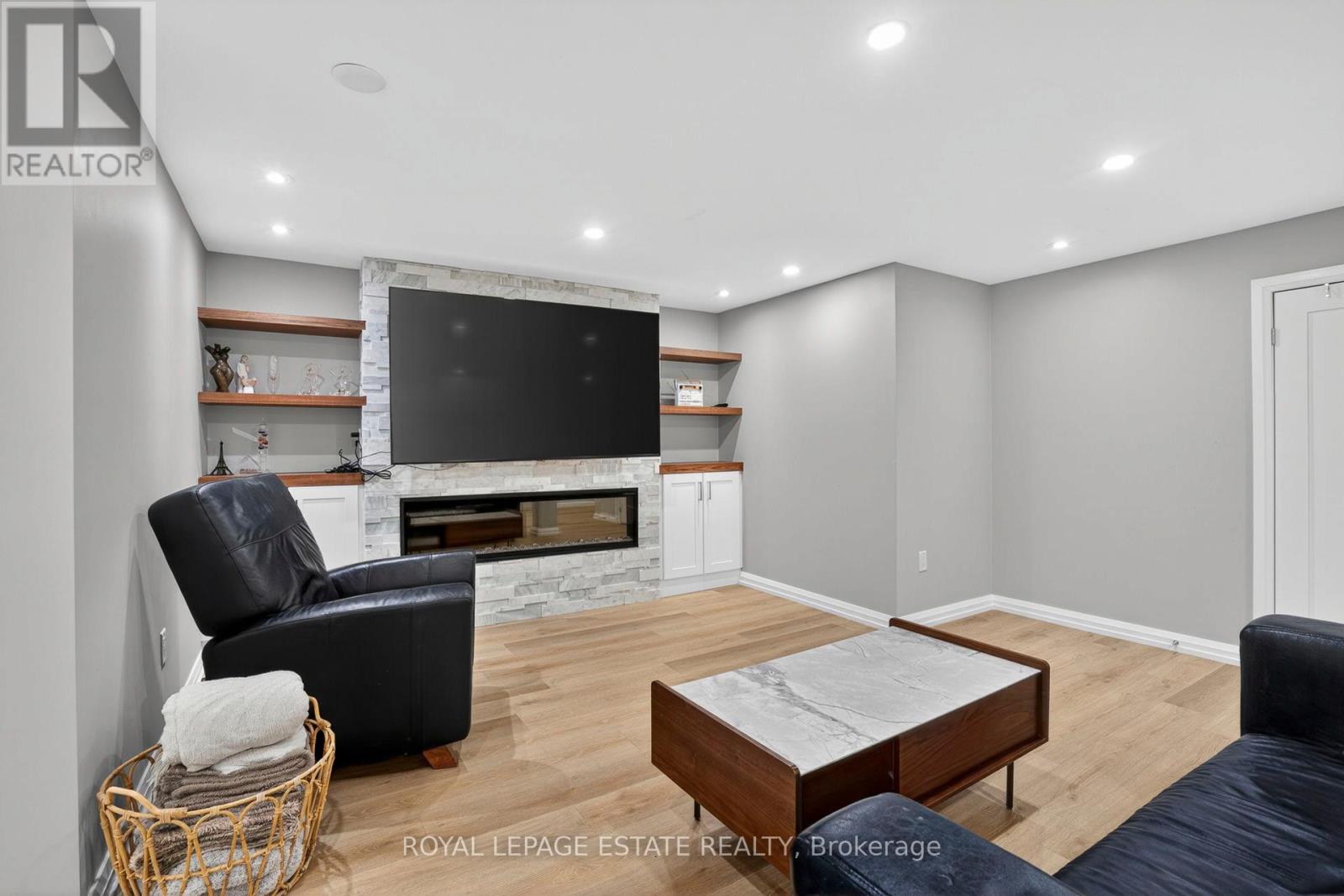 272 Searle Avenue, Toronto, Ontario  M3H 4C4 - Photo 23 - C13447280