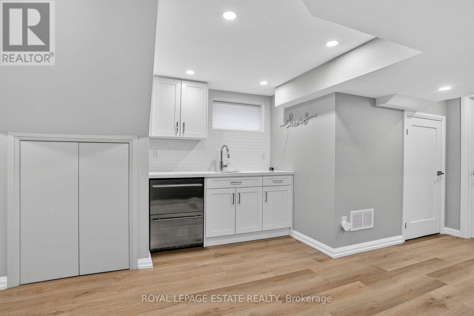 272 Searle Avenue, Toronto, Ontario  M3H 4C4 - Photo 24 - C13447280