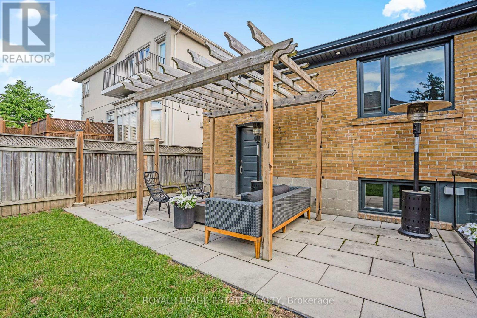 272 Searle Avenue, Toronto, Ontario  M3H 4C4 - Photo 32 - C13447280