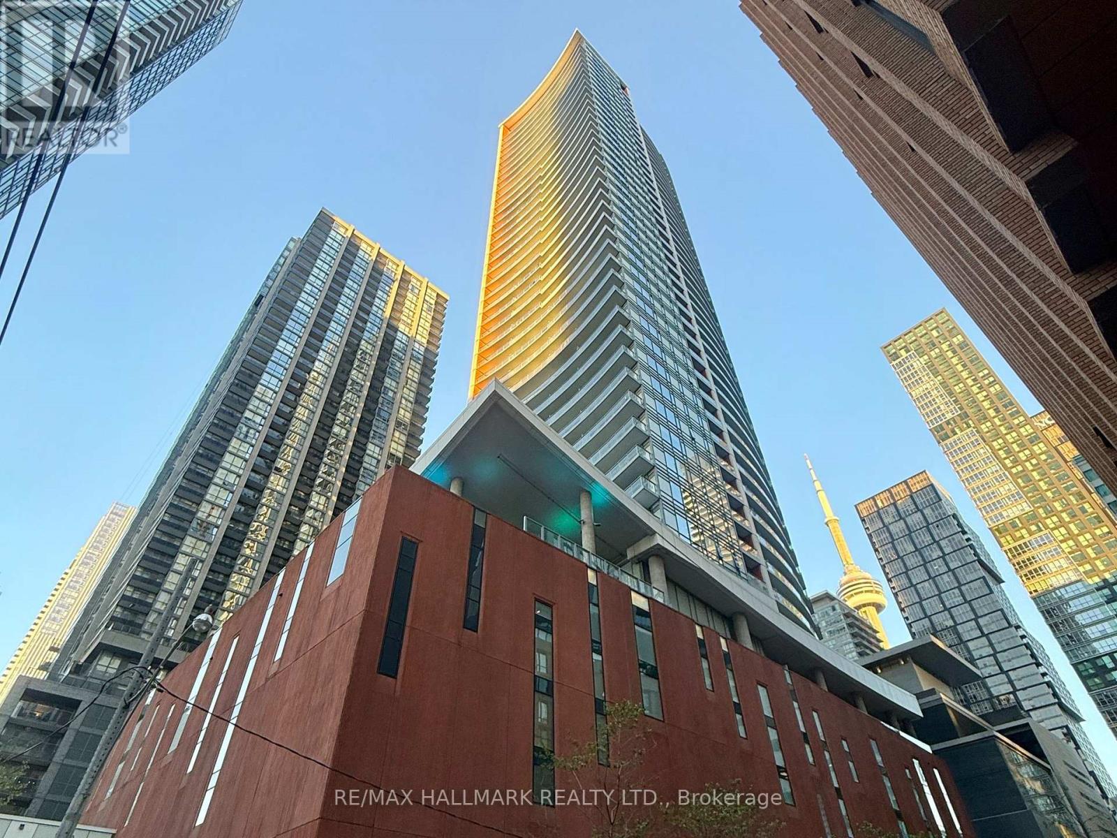 2501 - 21 Widmer Street, Toronto, Ontario  M5V 0B8 - Photo 1 - C13447310