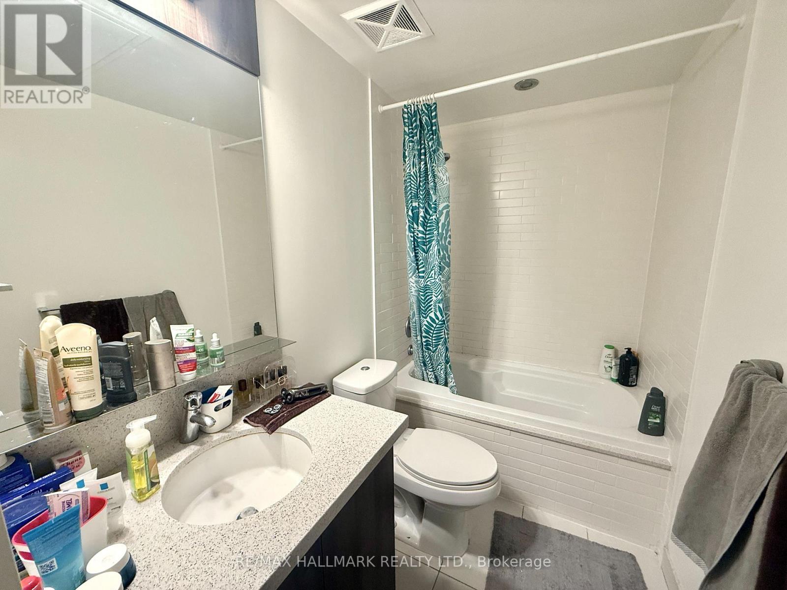 2501 - 21 Widmer Street, Toronto, Ontario  M5V 0B8 - Photo 10 - C13447310