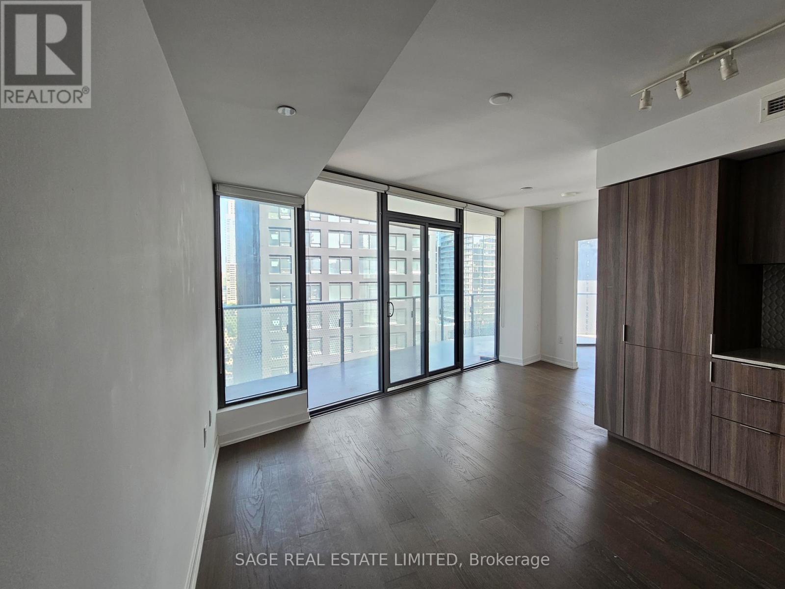 1211 - 11 Wellesley Street W, Toronto (Bay Street Corridor), Ontario  M4Y 0G4 - Photo 7 - C13447318