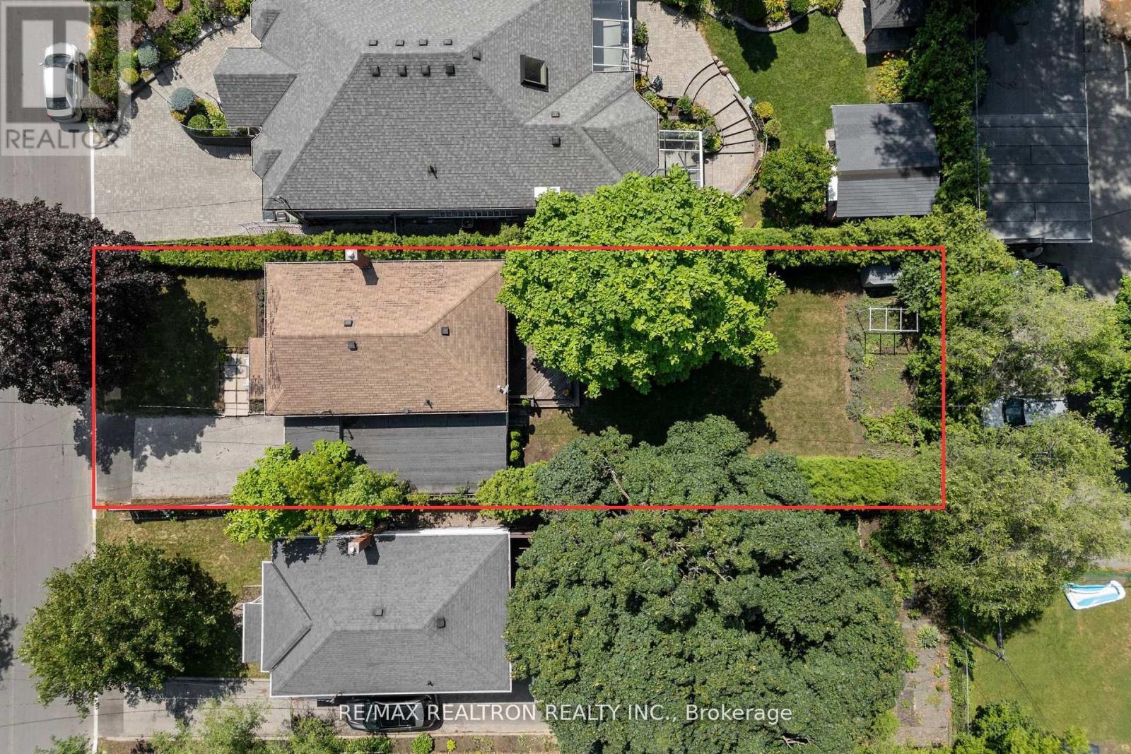 598 Coldstream Avenue, Toronto (Englemount-Lawrence), Ontario  M6B 2L2 - Photo 12 - C13447340
