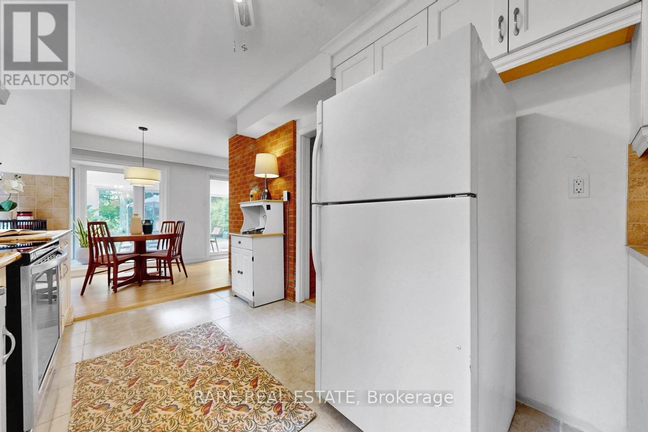 192 Three Valleys Drive, Toronto, Ontario  M3A 3L8 - Photo 16 - C13447346