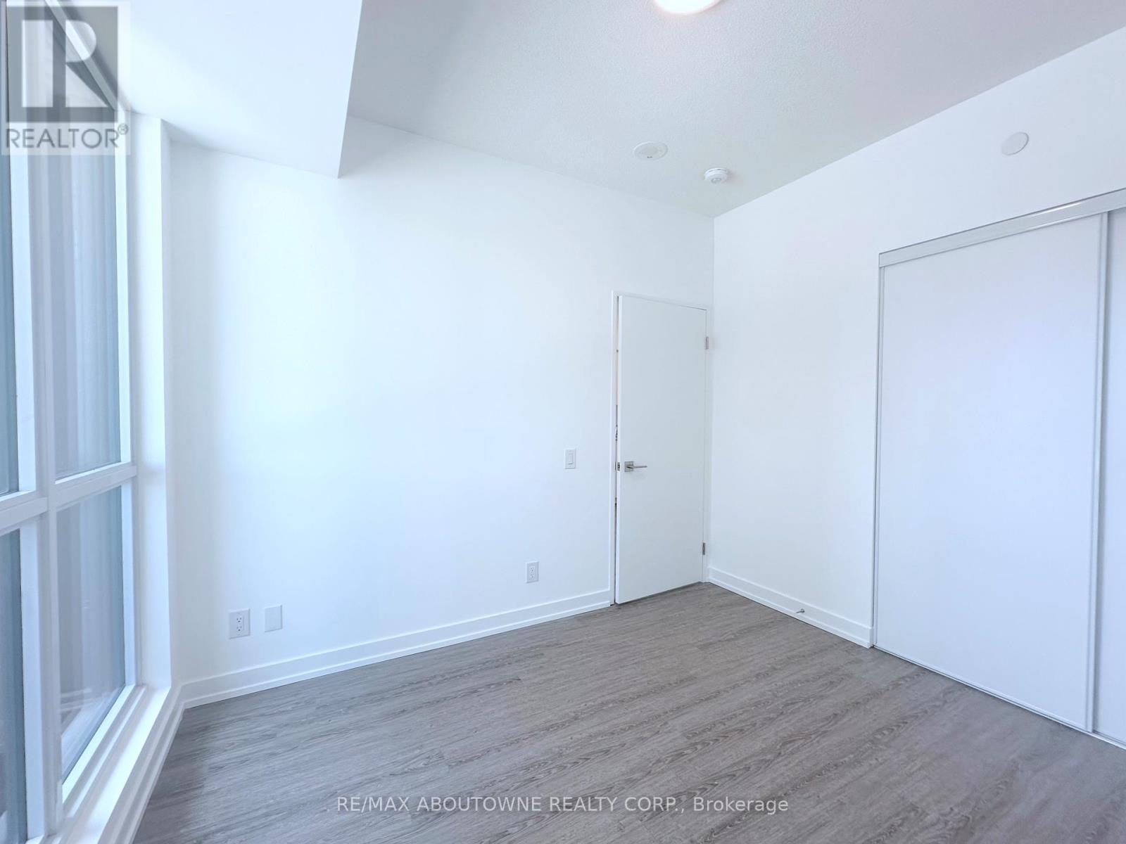 305 - 25 Kitney Drive, Ajax, Ontario  L1S 4S4 - Photo 7 - E13232384