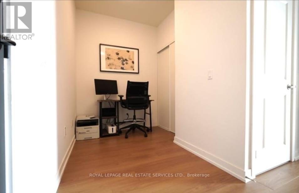 211 - 1010 Dundas Street E, Whitby (Pringle Creek), Ontario  L1N 2K2 - Photo 3 - E13447294