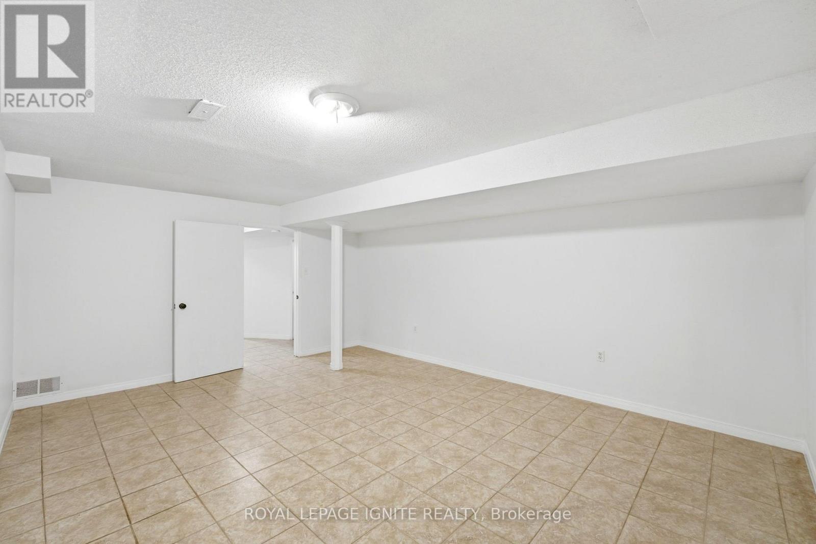 58 Williamson Drive E, Ajax, Ontario  L1T 0A9 - Photo 35 - E13439838