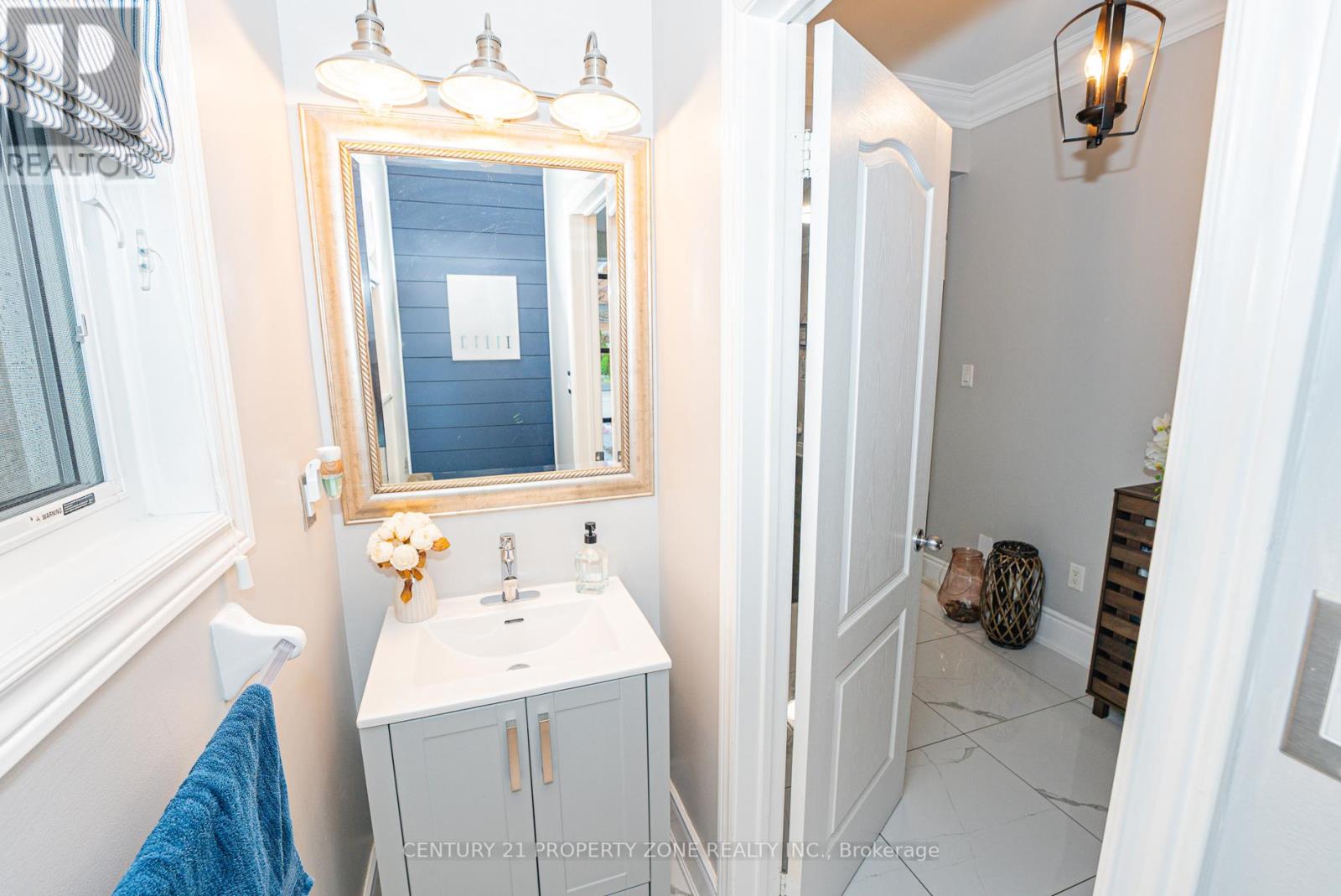 169 Downy Emerald Drive, Bradford West Gwillimbury, Ontario L3Z 0E6 - Photo 14 - N13240726