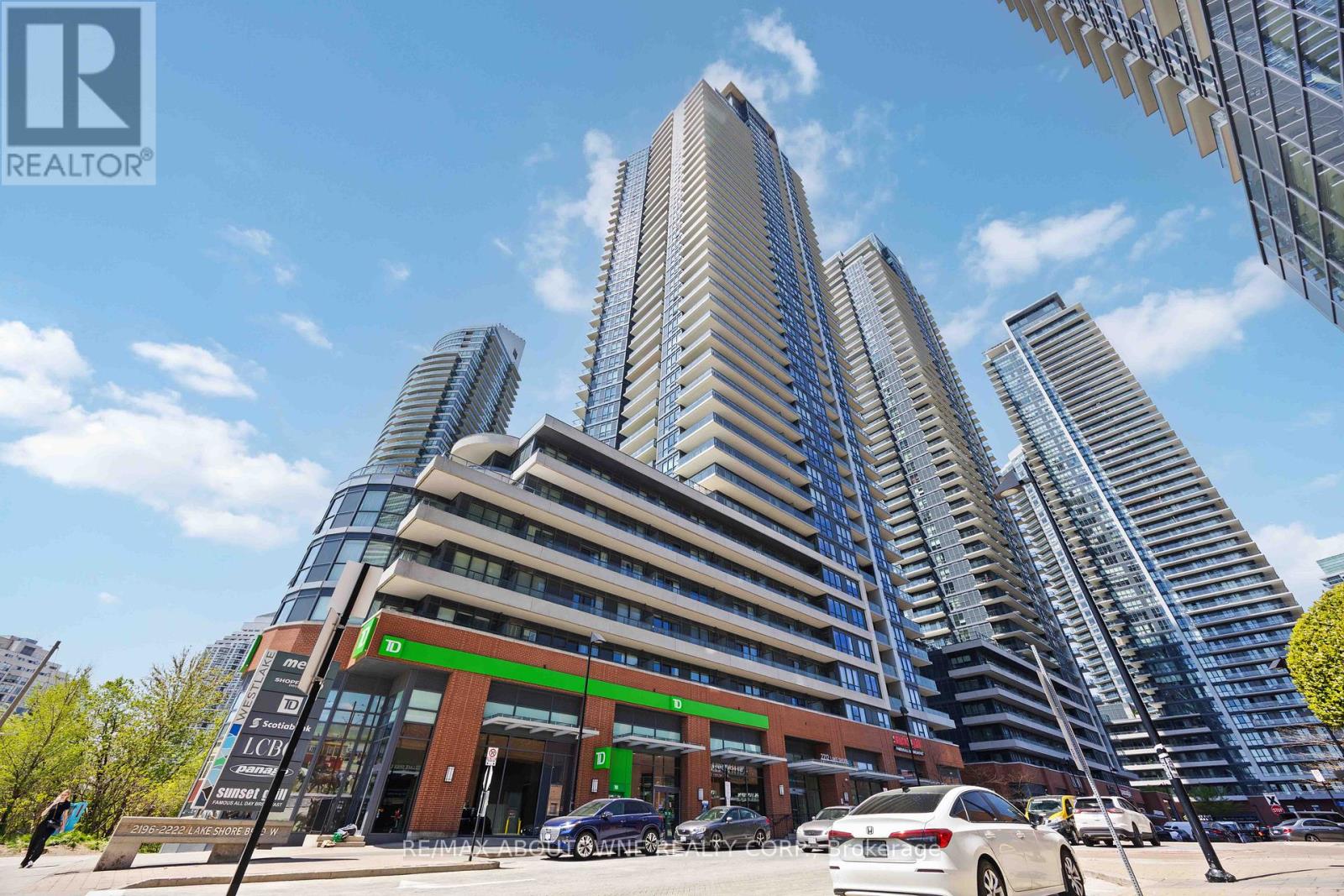 3807 - 2212 LAKE SHORE BOULEVARD W, Toronto, Ontario