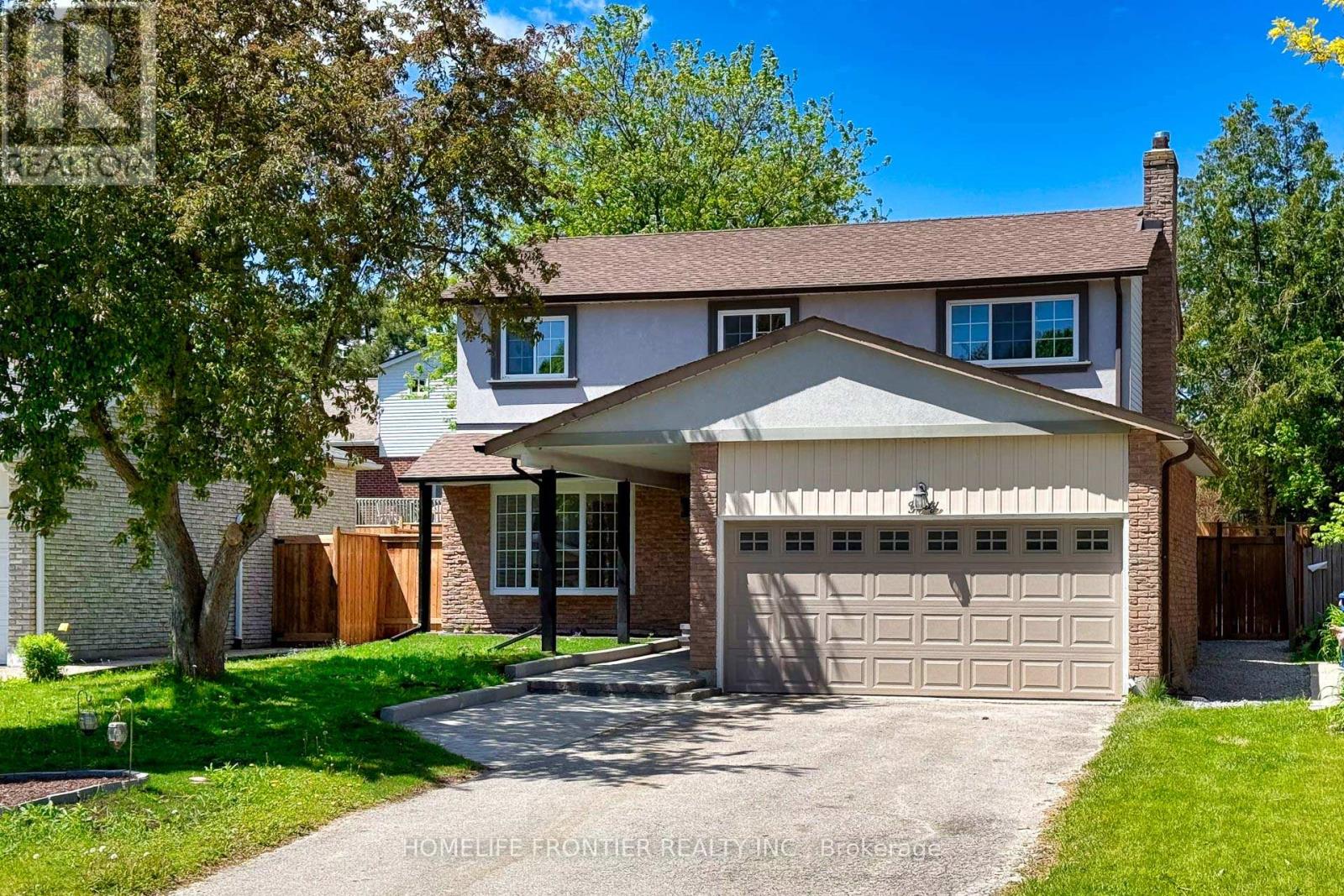 40 RUTLEDGE AVENUE, Newmarket, Ontario