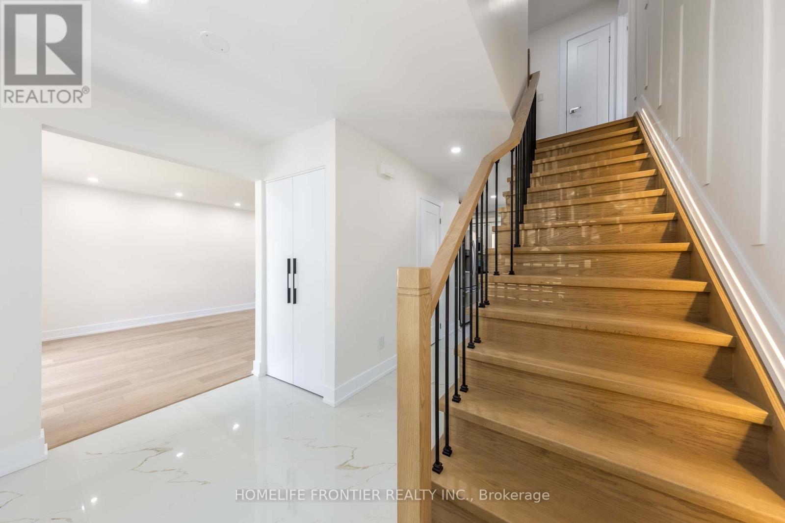 40 Rutledge Avenue, Newmarket, Ontario  L3Y 5T4 - Photo 15 - N13447322