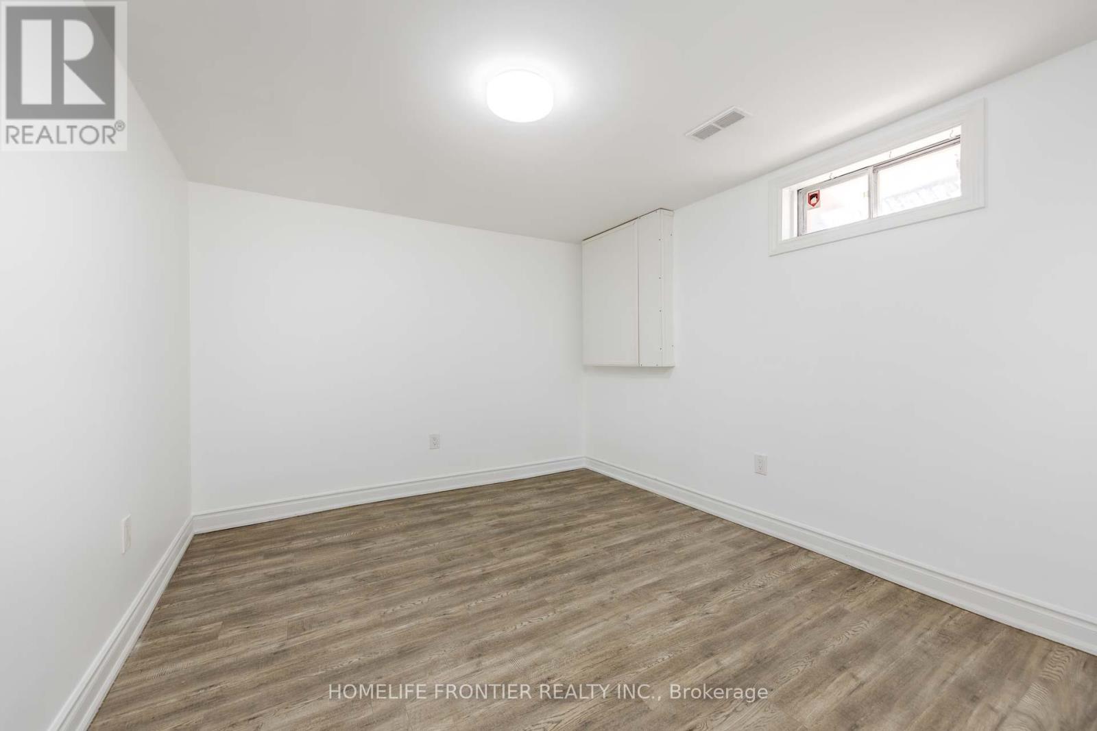 40 Rutledge Avenue, Newmarket, Ontario  L3Y 5T4 - Photo 32 - N13447322