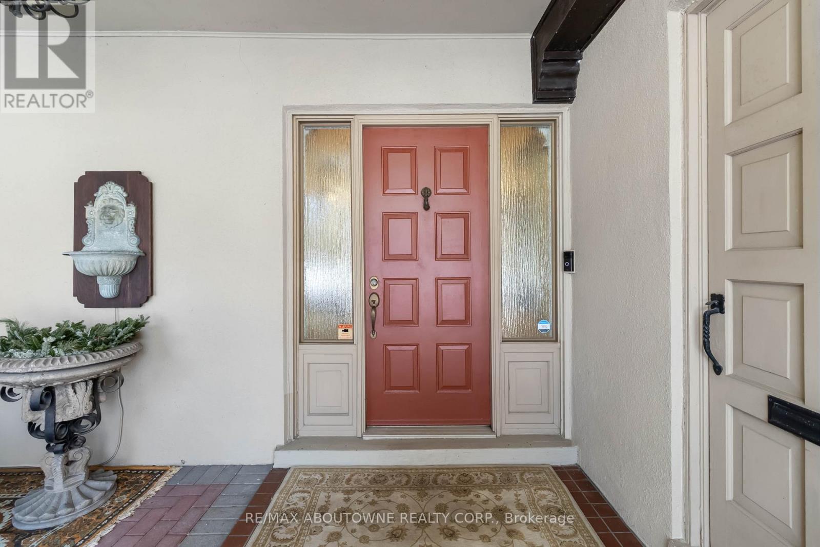150 Cairncroft Road, Oakville, Ontario  L6J 4L9 - Photo 7 - W13419974