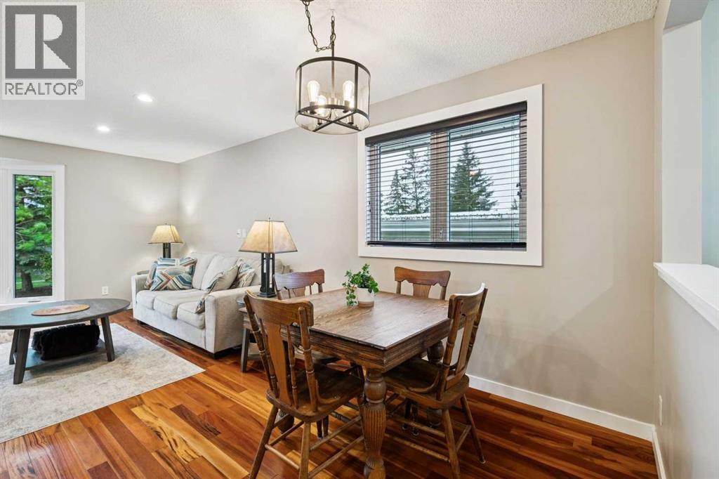 3212 Conrad Drive NW, Calgary, Alberta  T2L 1B4 - Photo 13 - A2317187