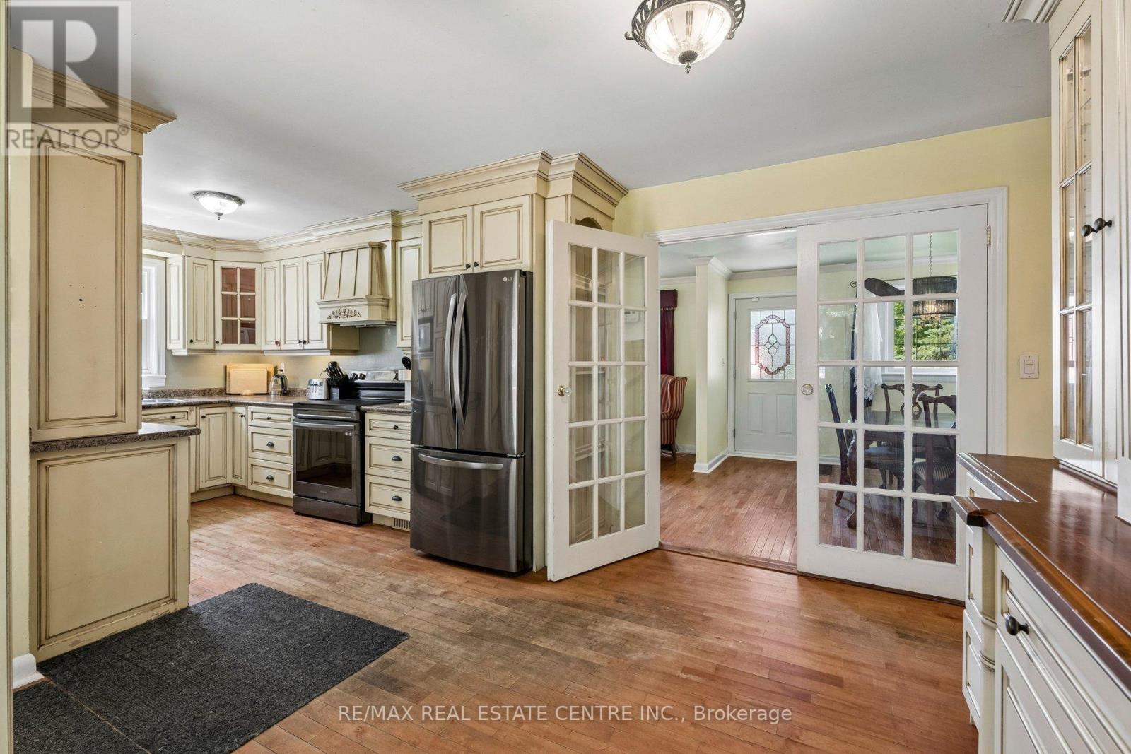871 Penetanguishene Road, Oro-Medonte, Ontario  L4M 4Y8 - Photo 13 - S13447258