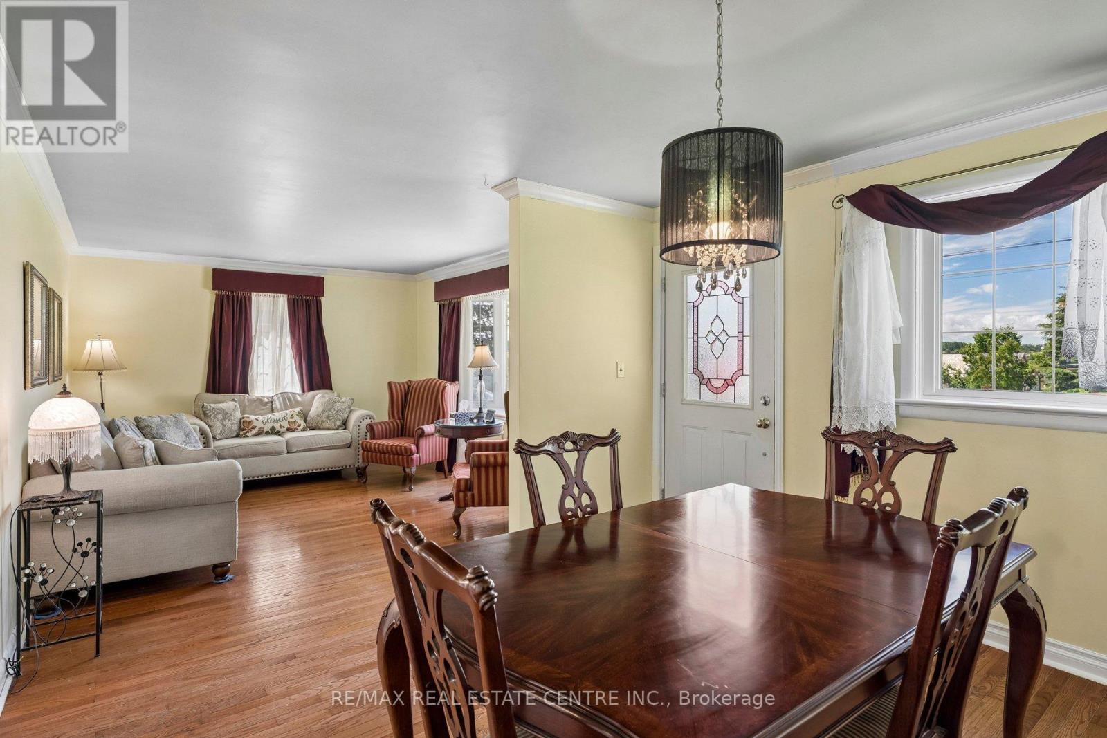 871 Penetanguishene Road, Oro-Medonte, Ontario  L4M 4Y8 - Photo 7 - S13447258