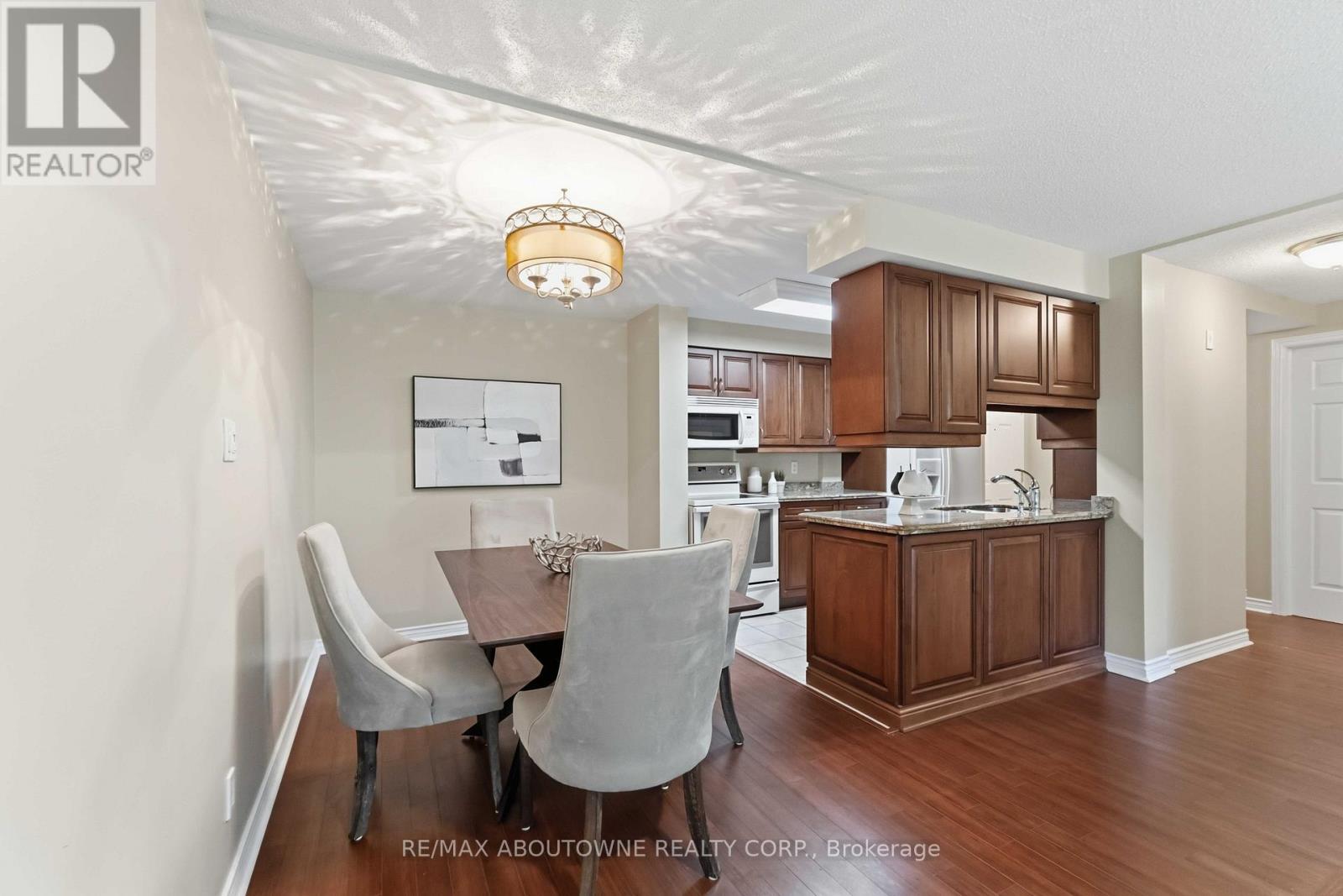 205 - 970 Golf Links Road, Hamilton, Ontario  L9K 1J8 - Photo 17 - X13207994