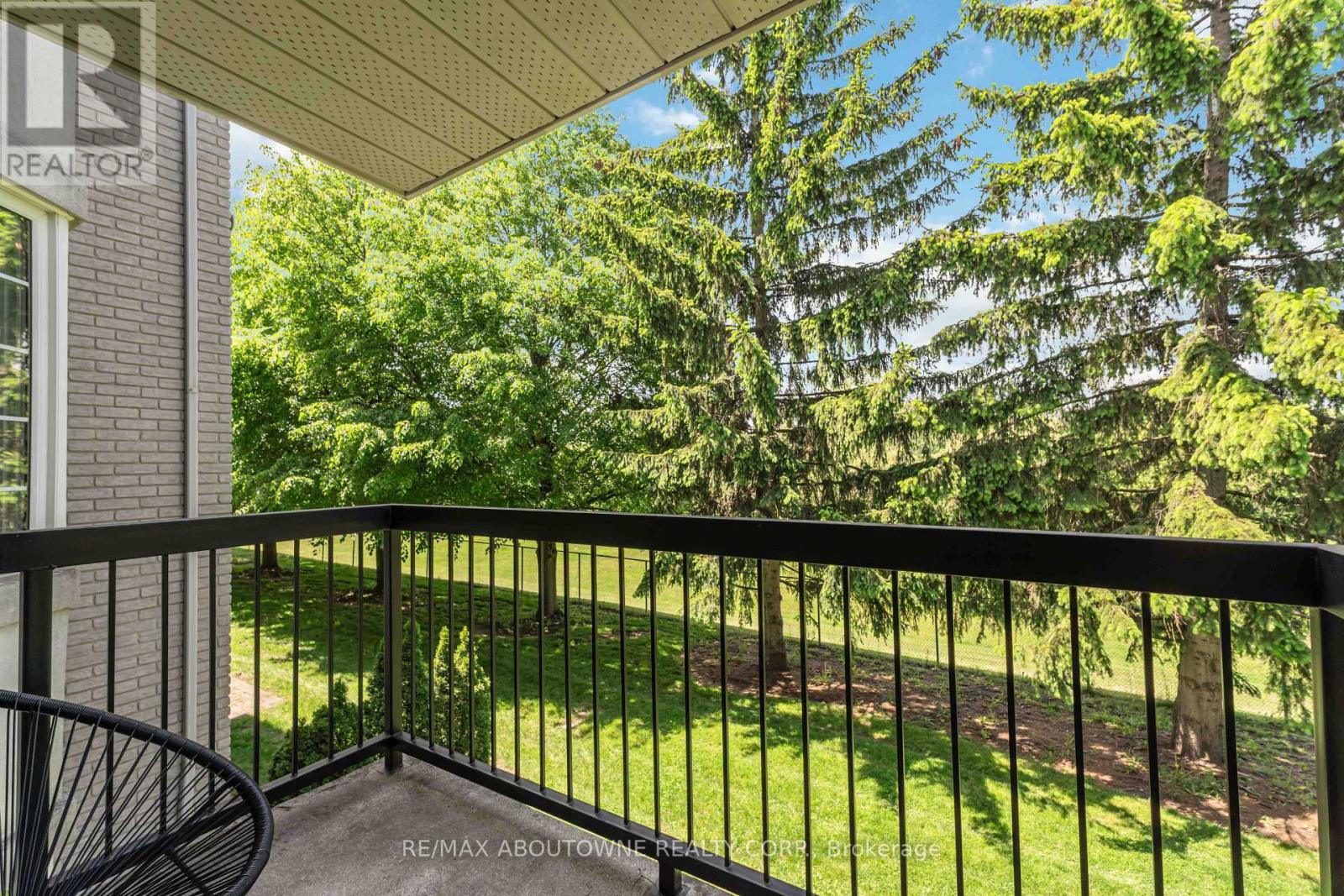205 - 970 Golf Links Road, Hamilton, Ontario  L9K 1J8 - Photo 12 - X13207994